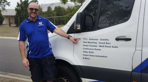 Technician - Vaughan, pointing out his antenna service