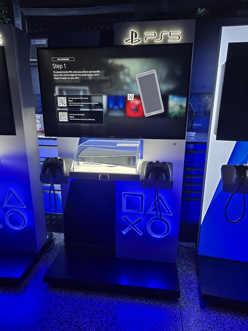 Commercial gaming console setup