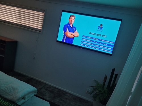 Screen with Sam - Technician and some of his services