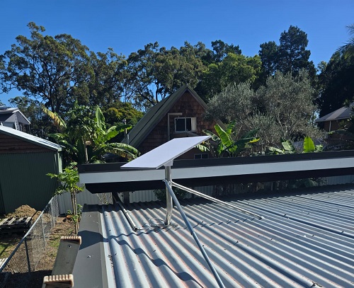 A Starlink satelllite dish