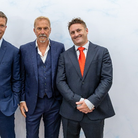 Shane_Seymour_and_Kevin_Costner.png