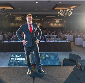 Shane_Seymour_presenting_In_LA.png